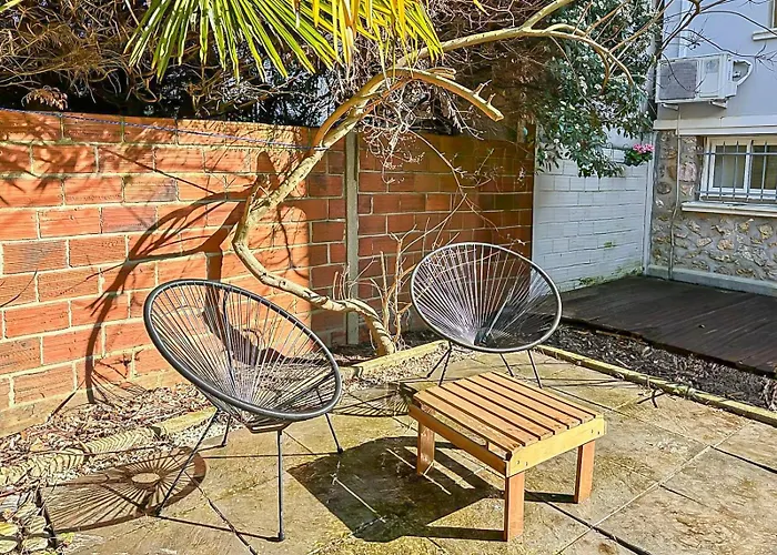 Cosy Terrasse A Versalles